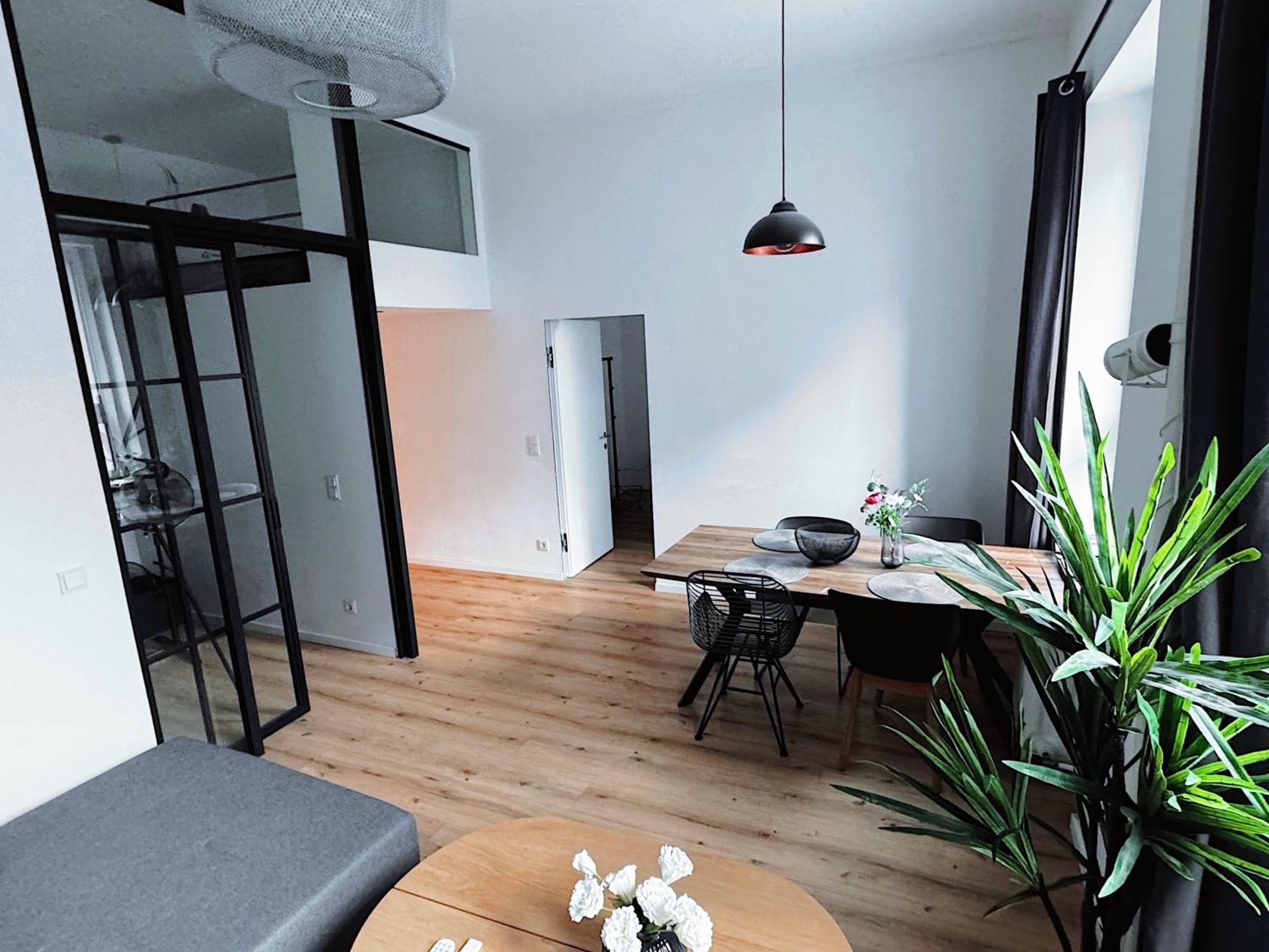 Inner City Design Loft Инсбрук Екстериор снимка